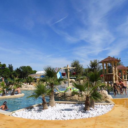 Camping Le Sainte Marie المظهر الخارجي الصورة