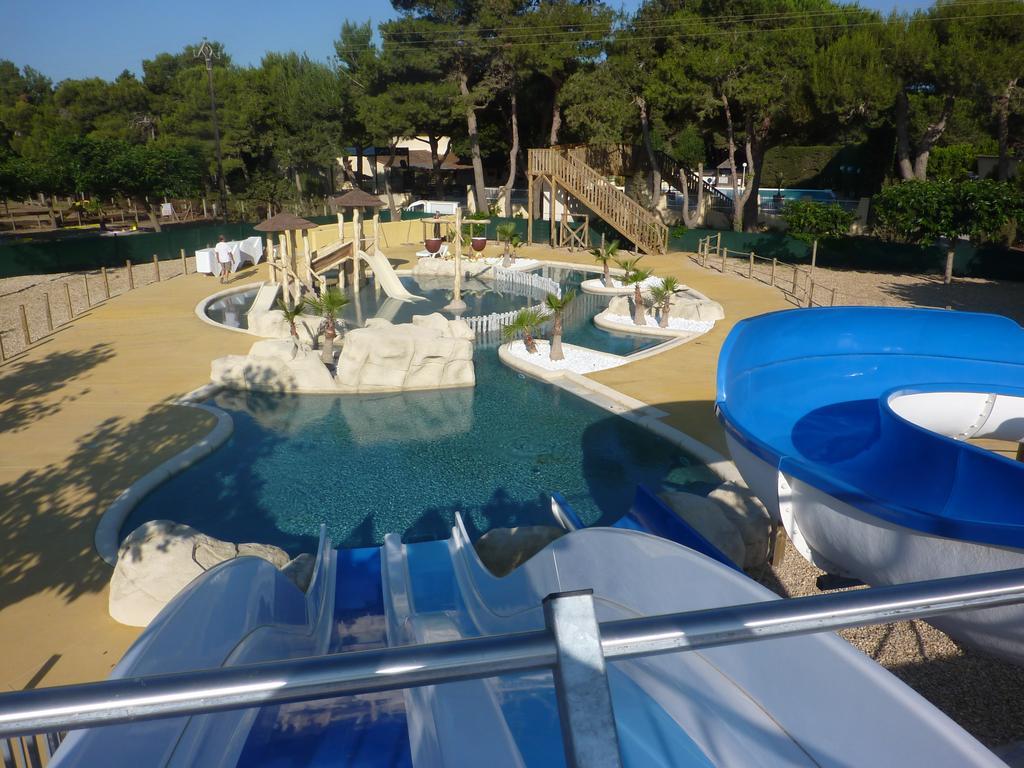 Camping Le Sainte Marie المظهر الخارجي الصورة